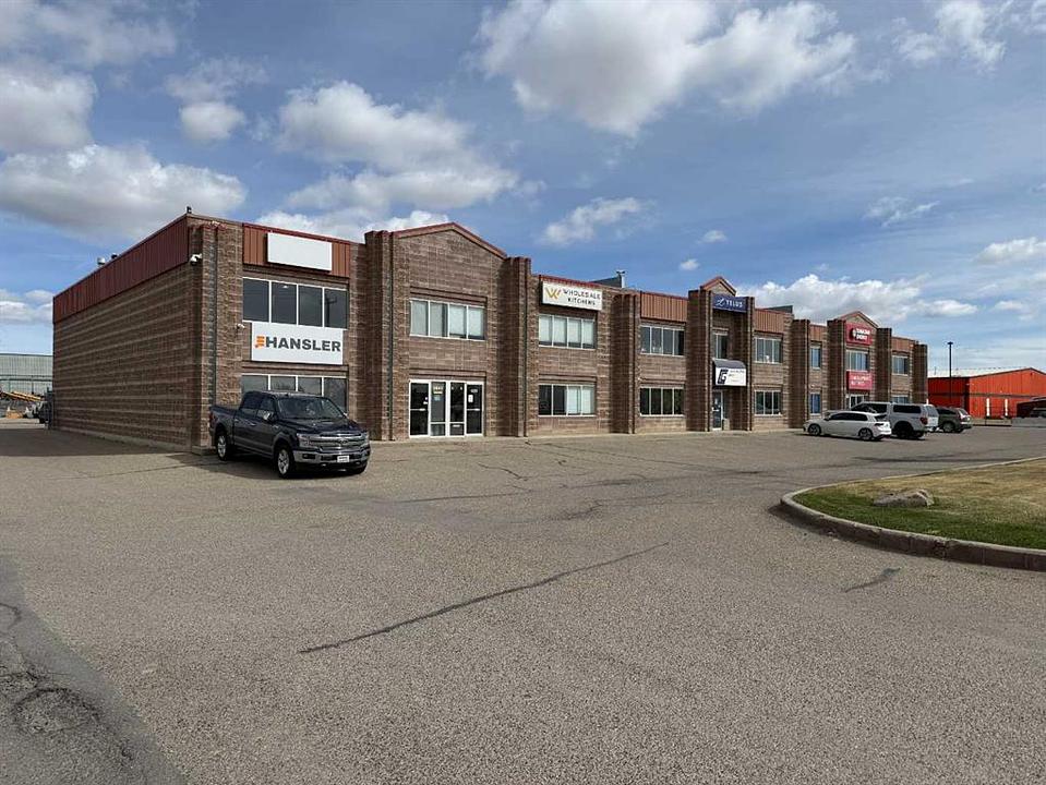 2843 2 Avenue North, Lethbridge, AB