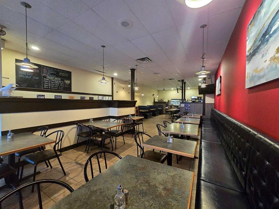 2120 Crowchild Trail Northwest, Calgary, AB