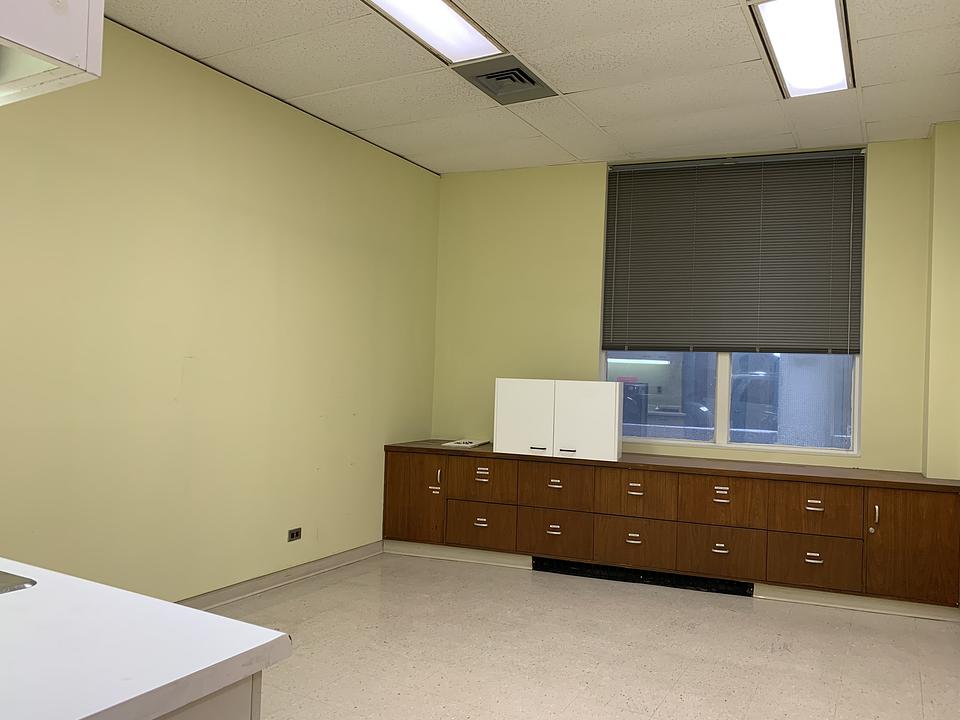 300 - 286 Smith Street, Winnipeg, MB