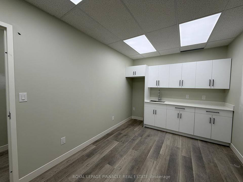 102-02 - 3 Cross Street, Welland, ON