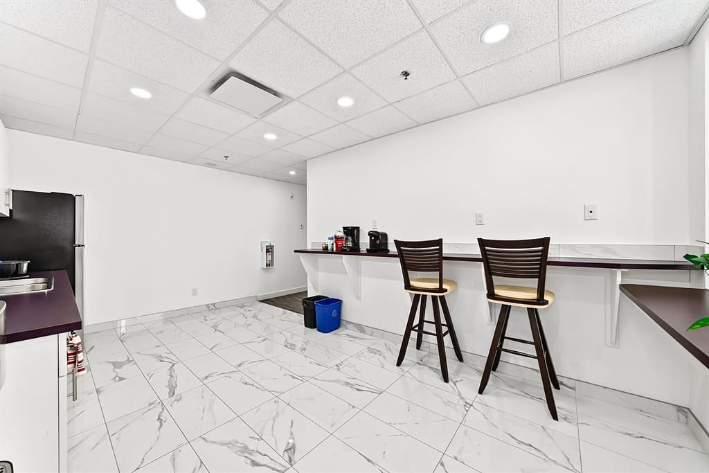 910 - 634 6 Avenue Southwest, Calgary, AB