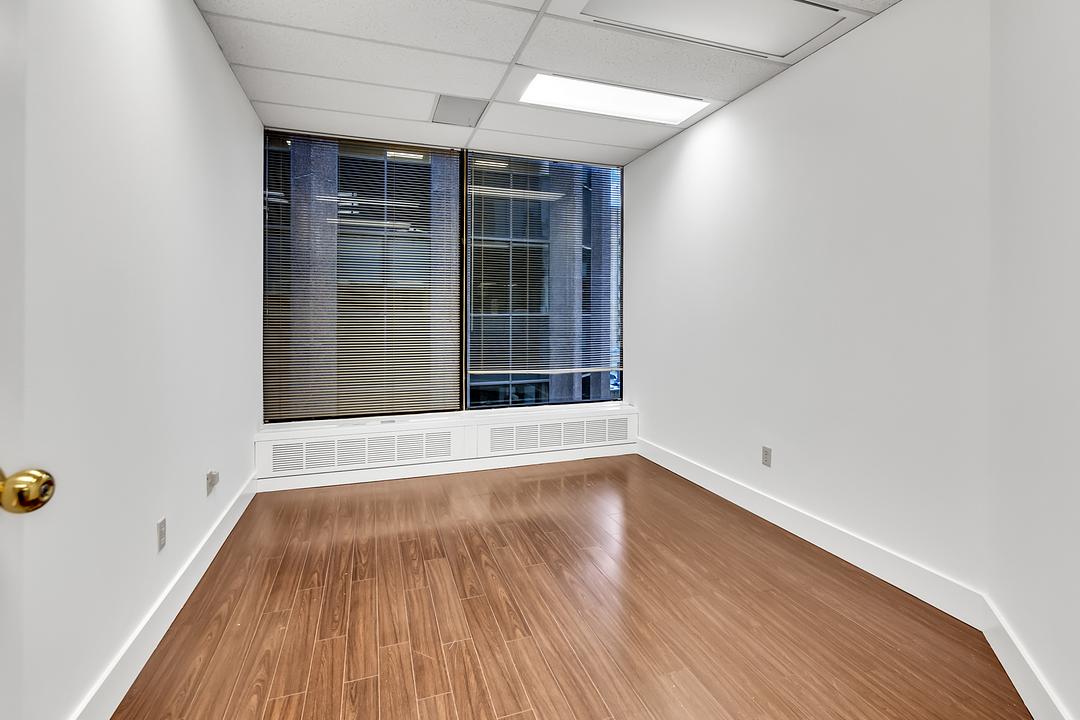 1401 - 10 King Street East, Toronto, ON