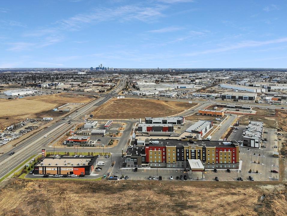 945 Mistatim Way , Edmonton, AB