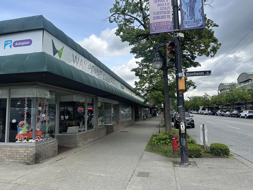 3287 West Broadway, Vancouver, BC