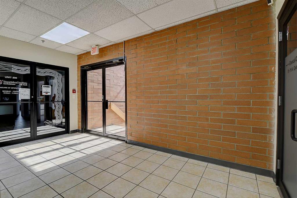 208 - 10006 101 Avenue, Grande Prairie, AB