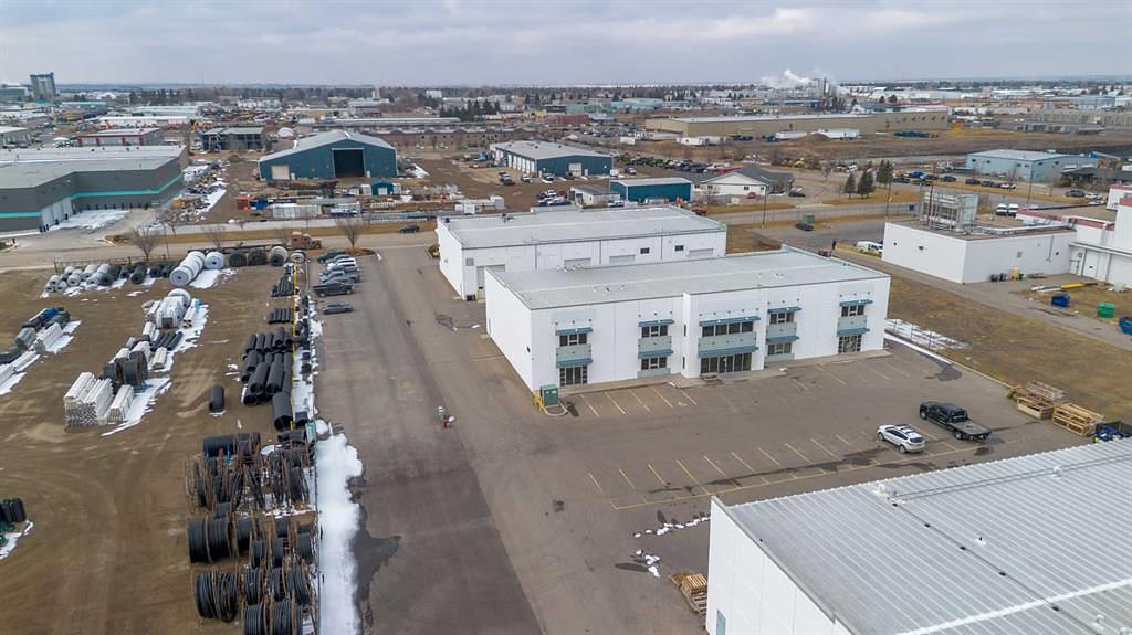 4-565 41 Street North, Lethbridge, AB