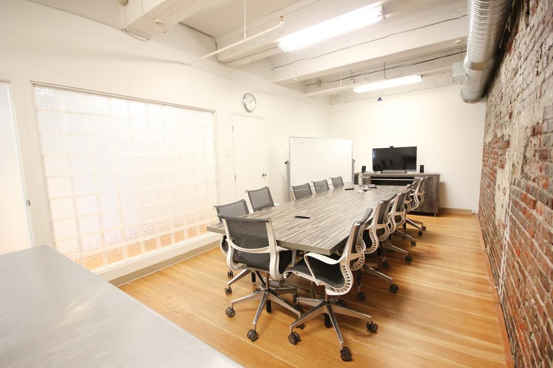 201 - 560 Beatty St, Vancouver, BC