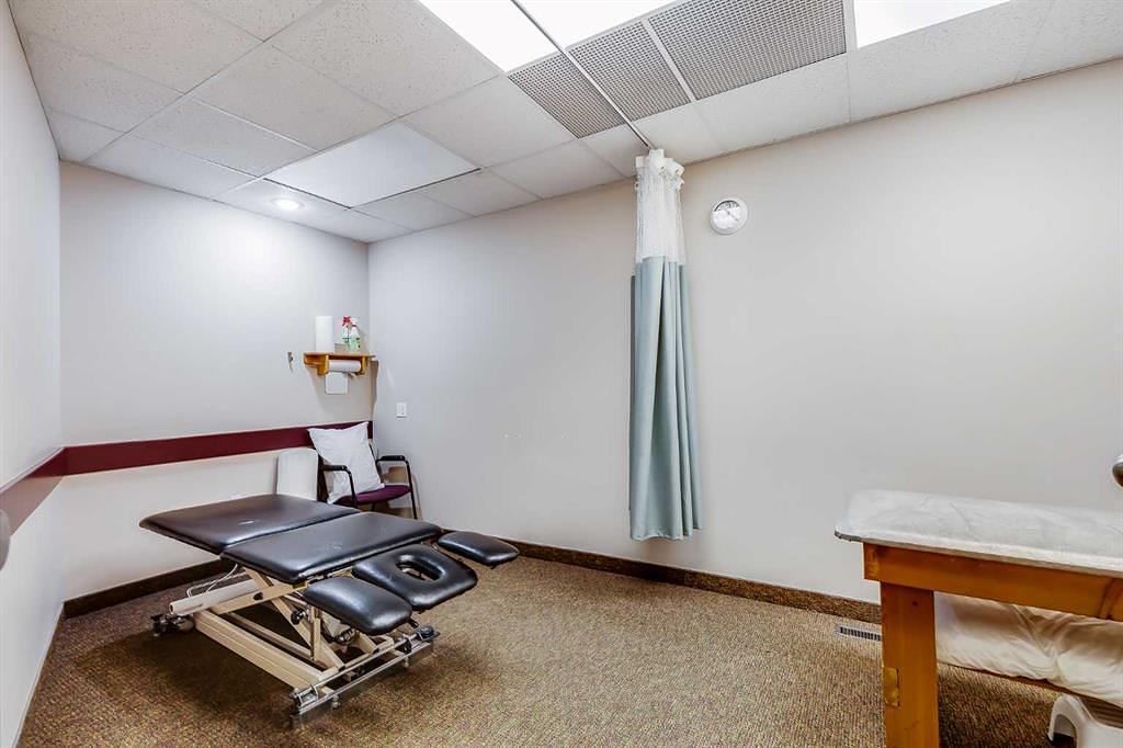 5120 50 Avenue, Olds, AB