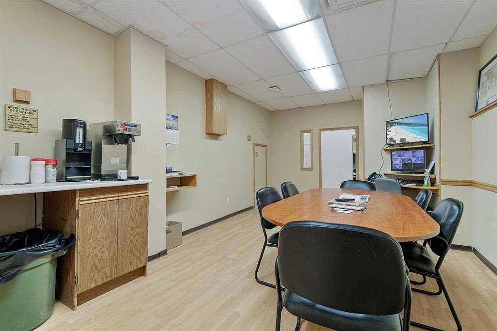 4948 54 Avenue, Red Deer, AB