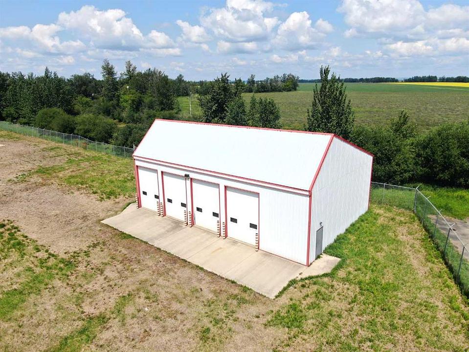 4120 - 53 Avenue, High Prairie, AB