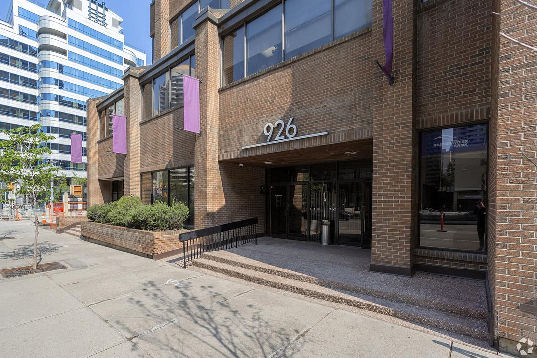550 - 926 5 Avenue Southwest, Calgary, AB