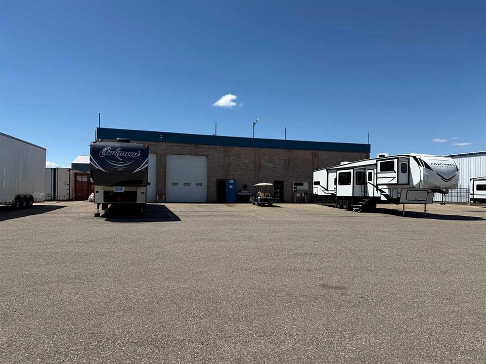 232 Stubb Ross Road, Lethbridge, AB