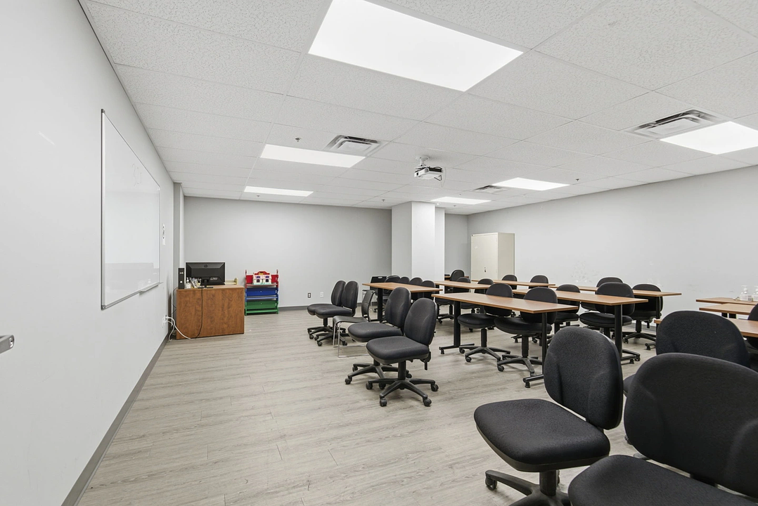 300 - 1265 Rue Berri, Montréal, QC