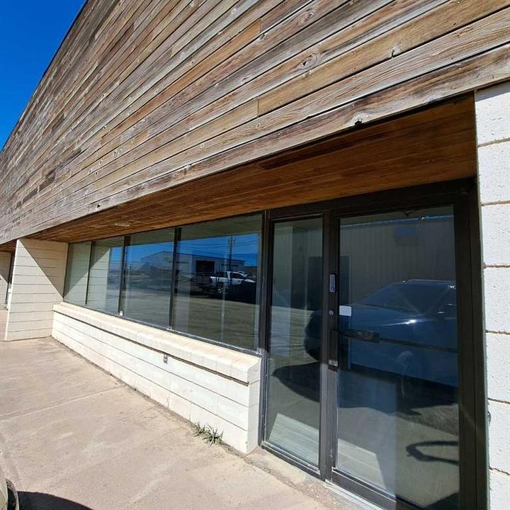 4 - 6310 50 Avenue, Lloydminster, AB