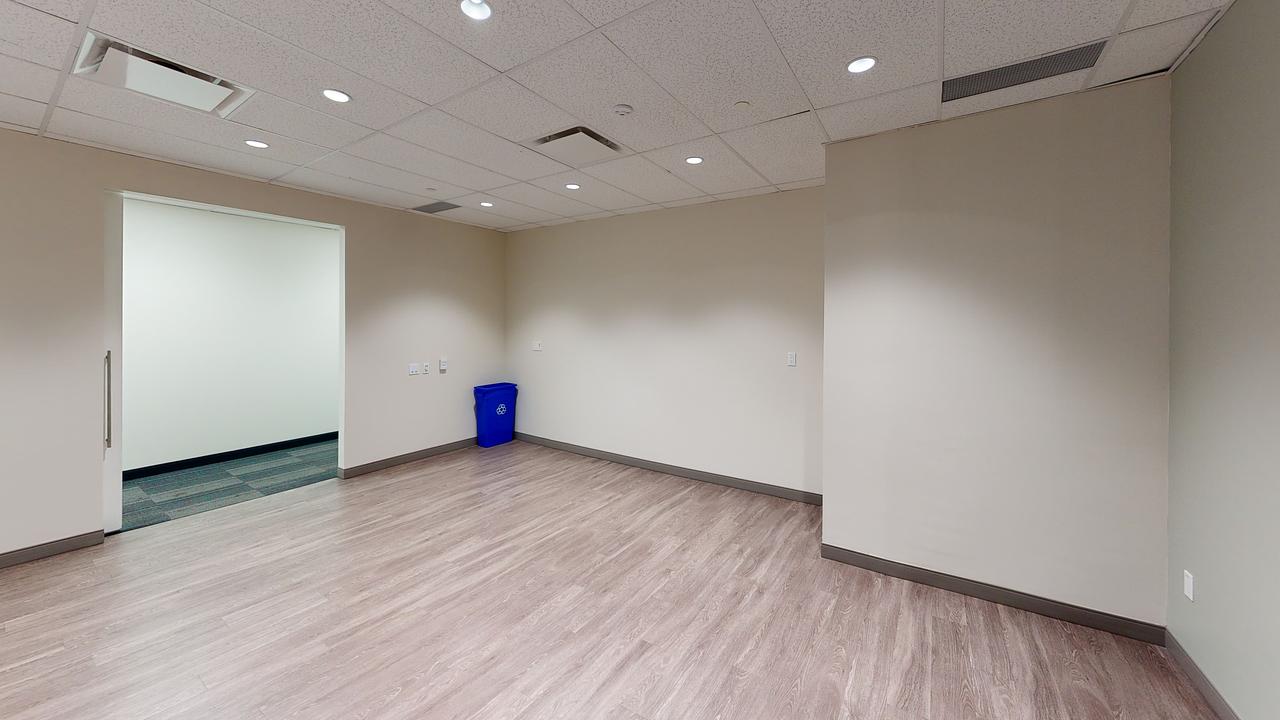 407 - 111 Peter Street, Toronto, ON