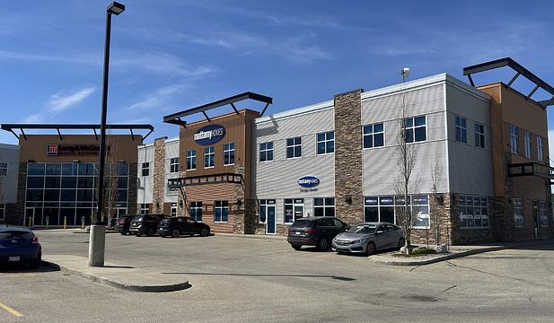 9225 28 Avenue Northwest, Edmonton, AB