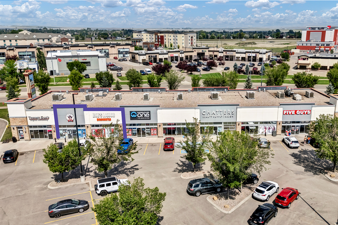 #4-103 - Strachan Road Southeast, Medicine Hat, AB