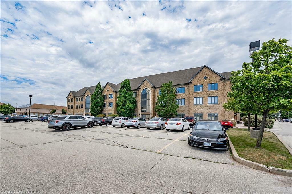 Suite 301A - 104-2904 South Sheridan Way, Oakville, ON