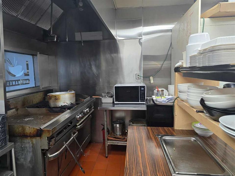 971 64 Avenue Northeast, Calgary, AB