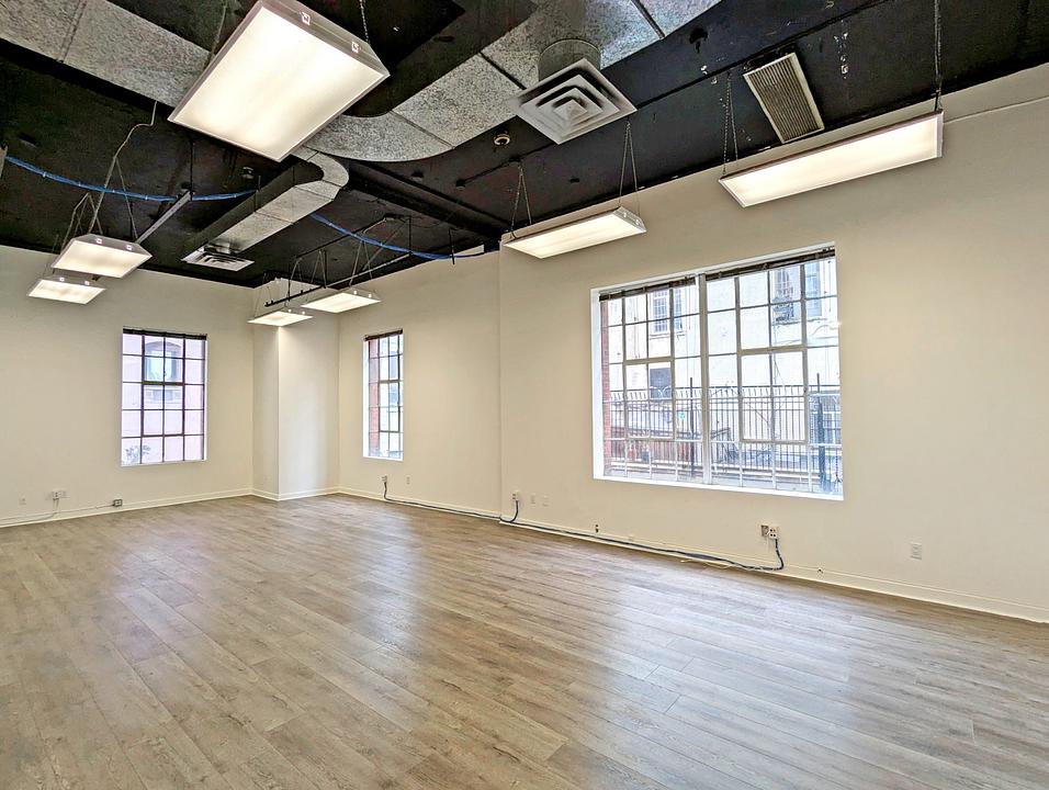 350 - 440 West Hastings Street, Vancouver, BC