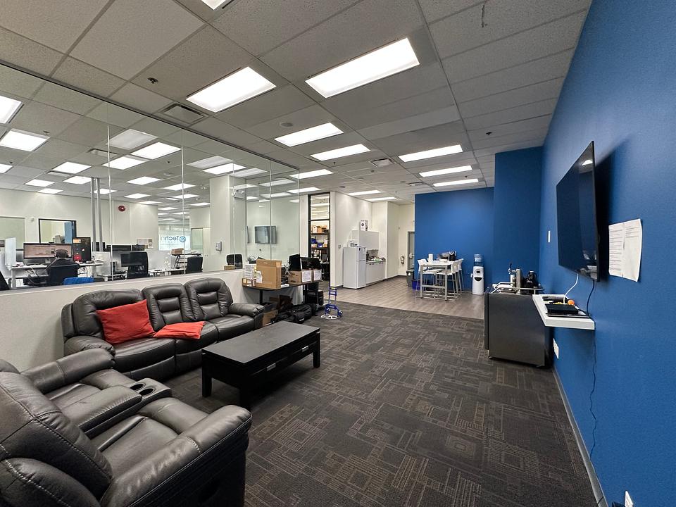 177 - 171 Esplanade West, North Vancouver, BC