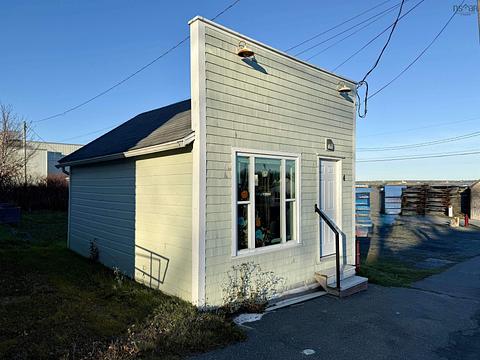 4 Beech Street, Lockeport, NS