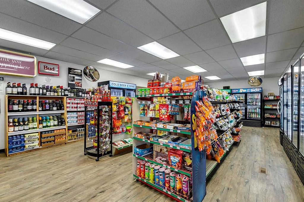 186007 Priddis Valley Road West, Priddis, AB