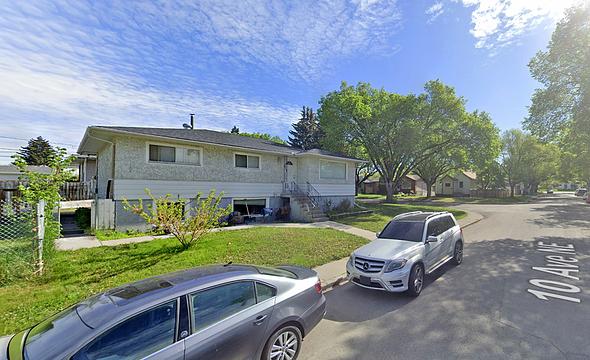 1912 10 Avenue Northeast, Calgary, AB