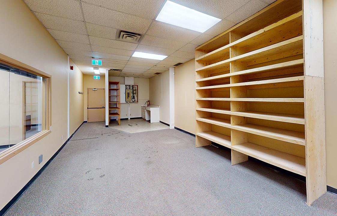 1050 Henderson Highway - 1070 Henderson Highway, Winnipeg, MB