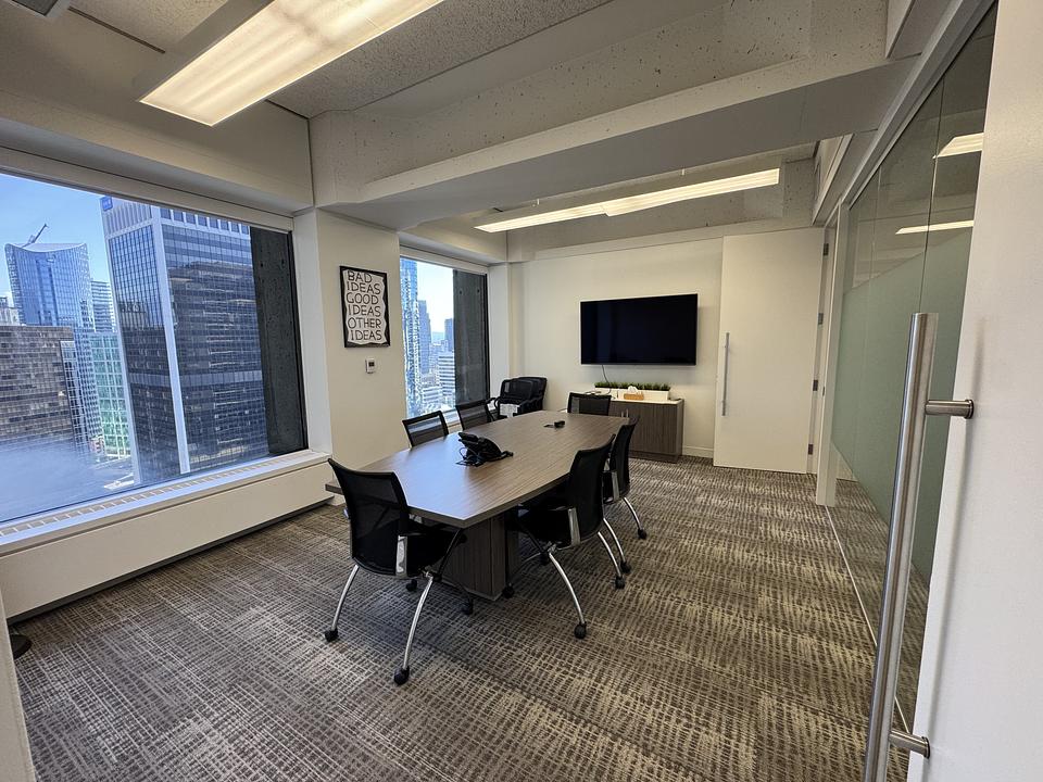 1890 - 1075 West Georgia Street, Vancouver, BC