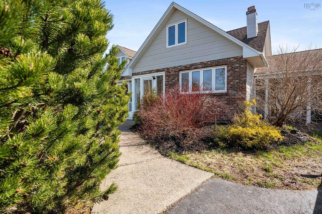 4 - Tupper Court, Port Hawkesbury, NS