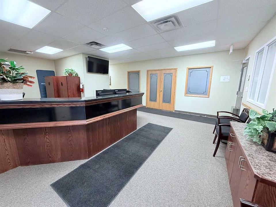 200 - 9805 97 Street, Grande Prairie, AB