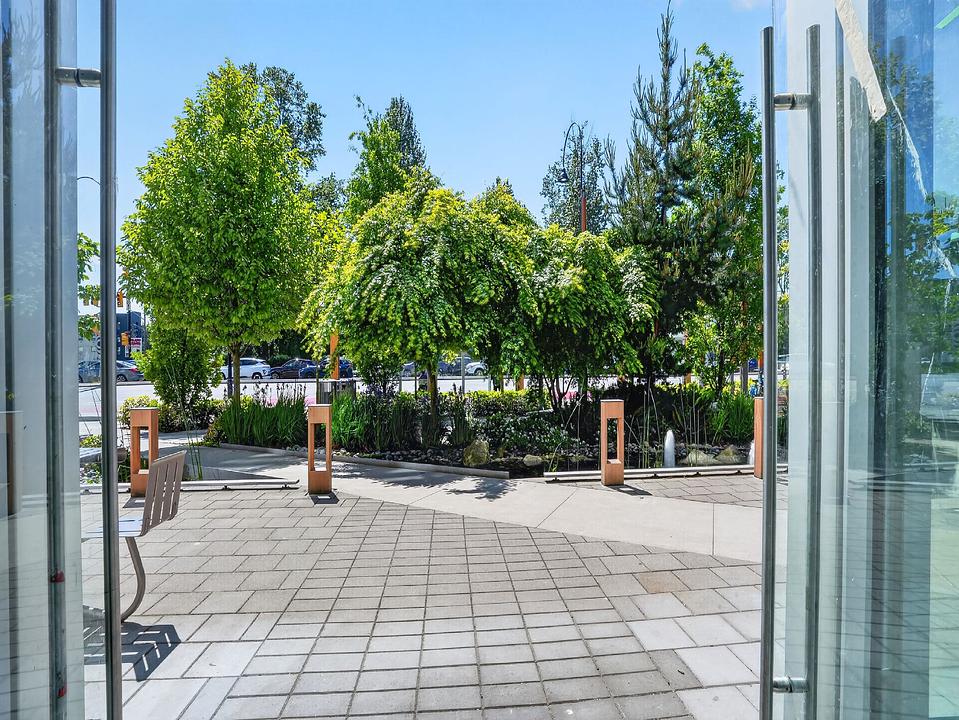 1611 Capilano Road, North Vancouver, BC