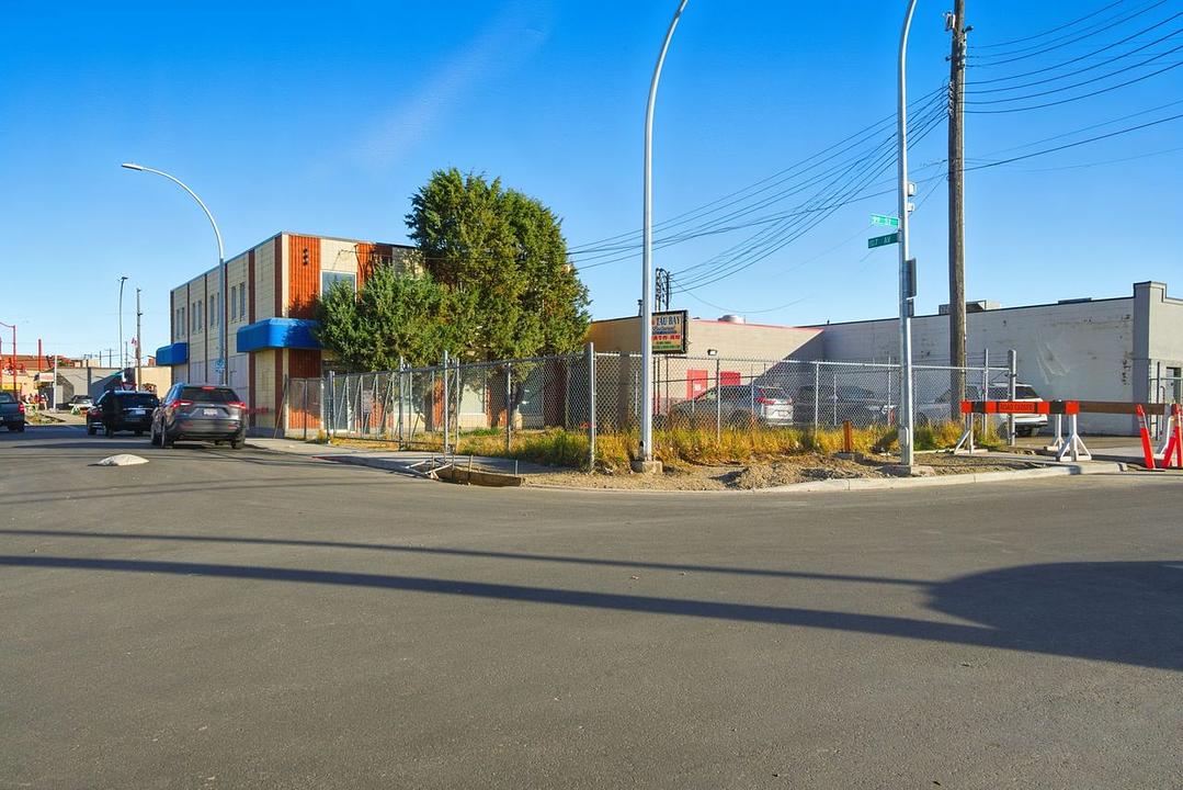 10666 98 Street Northwest, Edmonton, AB