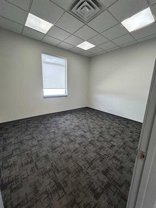 B - 1025 36 Street North, Lethbridge, AB
