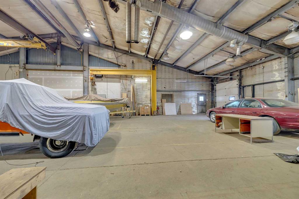 6606 42 Avenue, Ponoka, AB