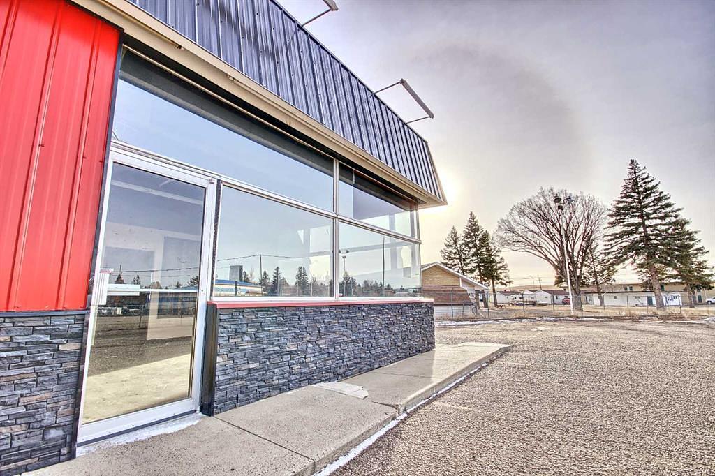 103 - 1420 9 Avenue Southwest, Medicine Hat, AB