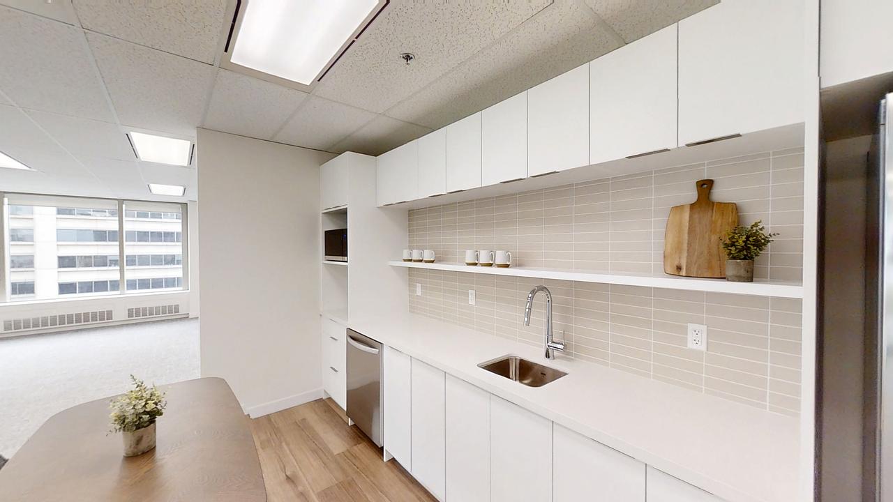 1503 - 400 University Avenue, Toronto, ON