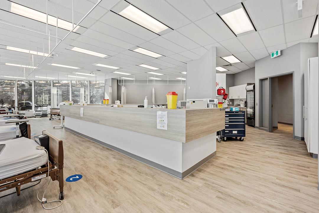 2505 St Laurent Blvd, Ottawa, ON