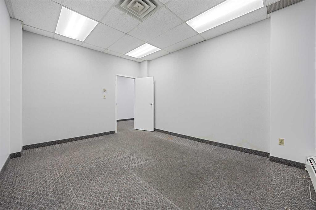 204 - 4603 Varsity Drive Northwest, Calgary, AB