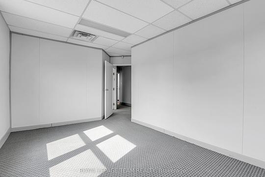 901 Somerset Street West, Ottawa, ON