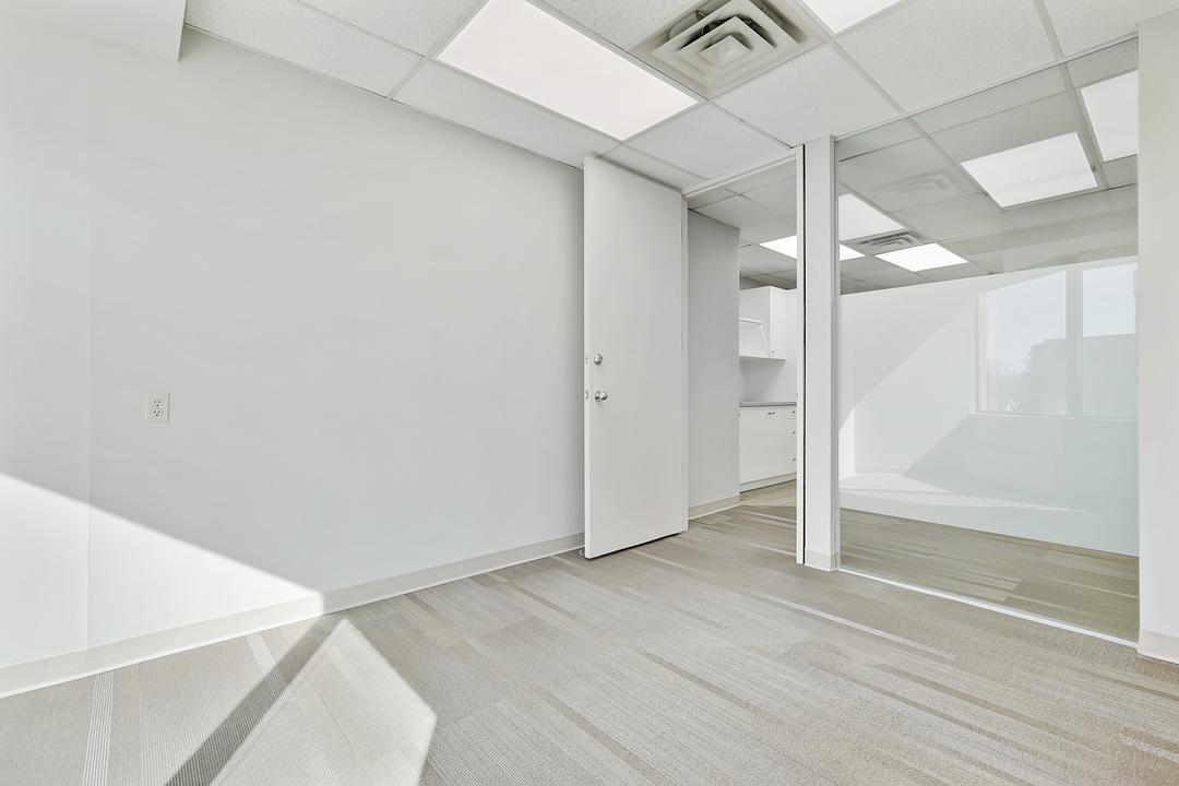 208 - 609 14 Street Northwest, Calgary, AB
