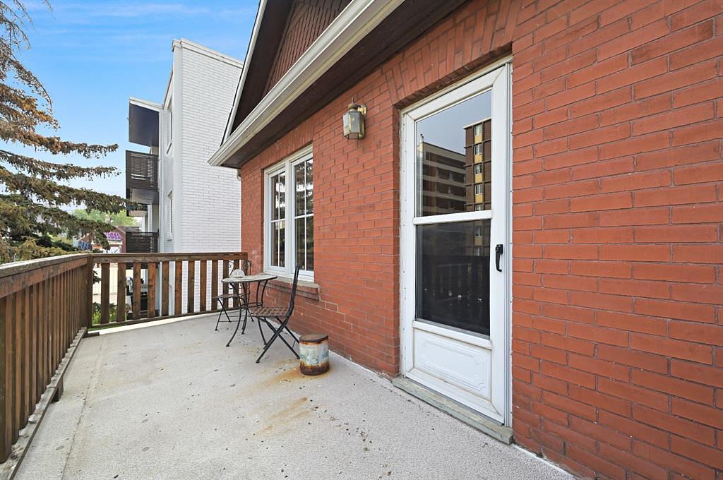 1215 14 Avenue Southwest, Calgary, AB