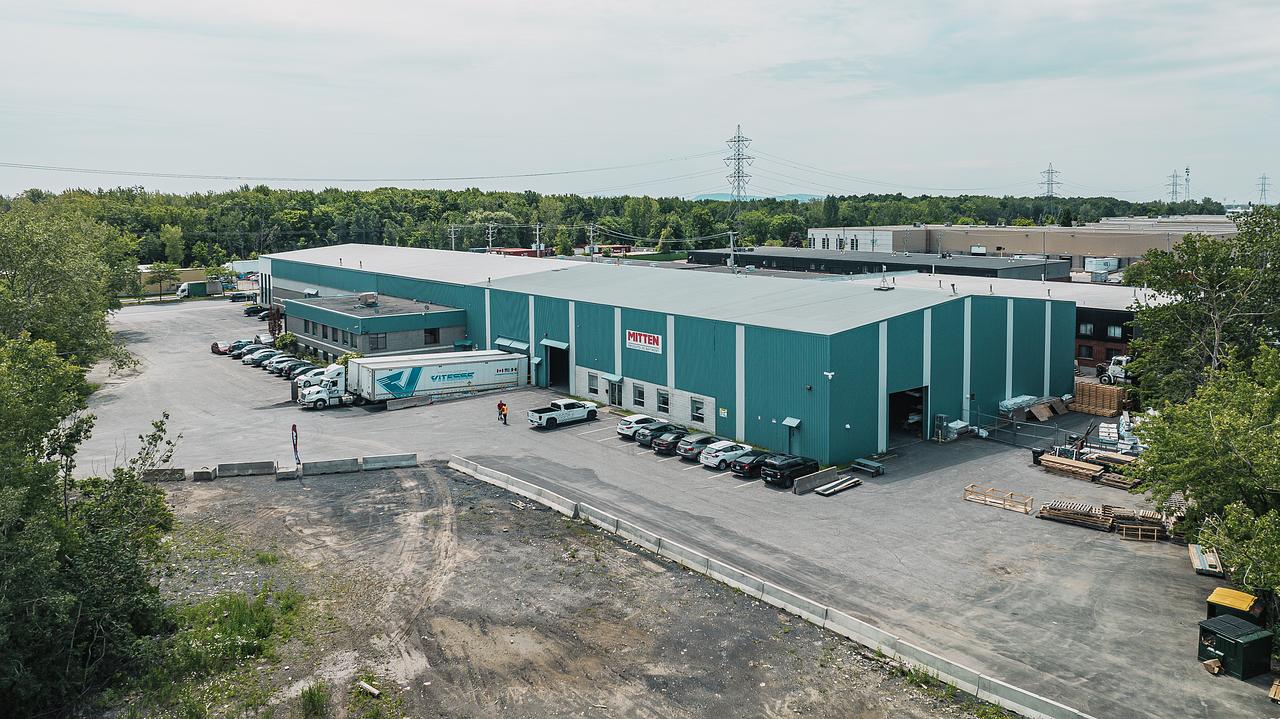 9055 Boulevard Henri-Bourassa Est, Montréal, QC