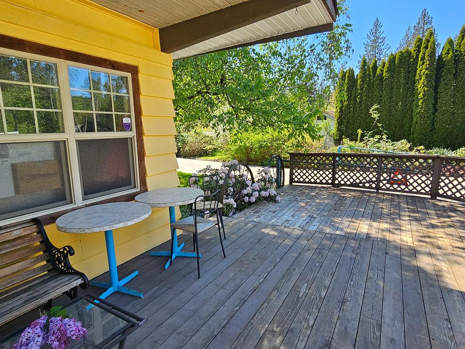 2226 Lougheed Highway, Agassiz, BC