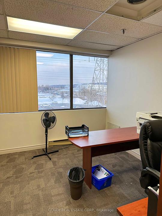 303 - 1685 Main Street West, Hamilton, ON