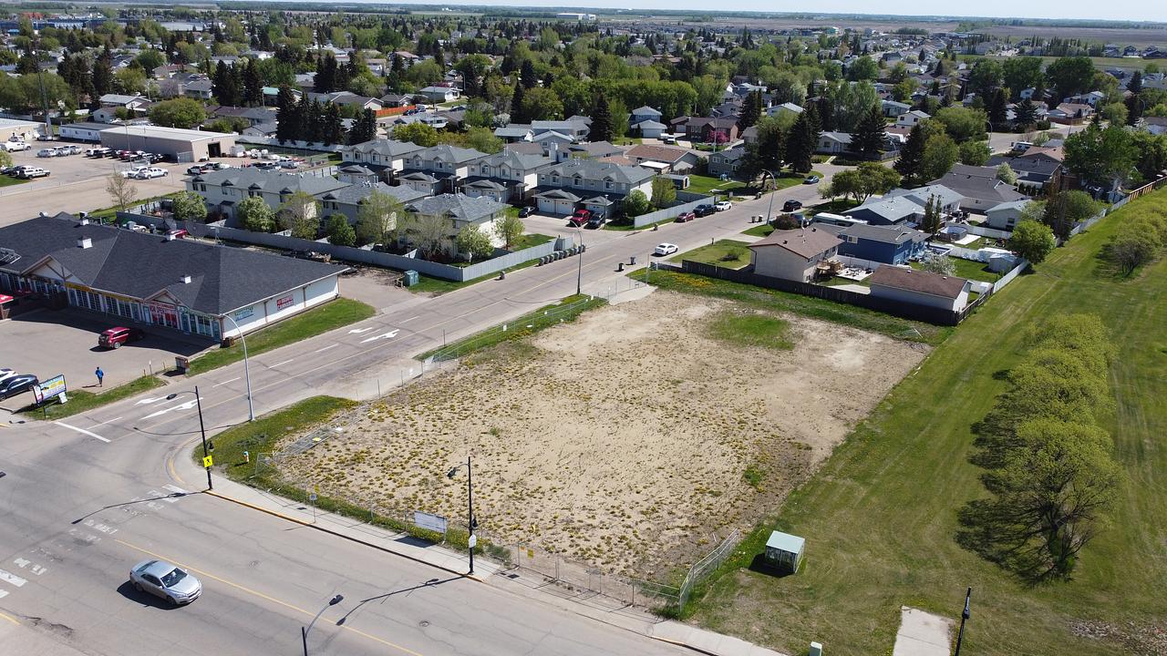 9503 100 Street, Morinville, AB