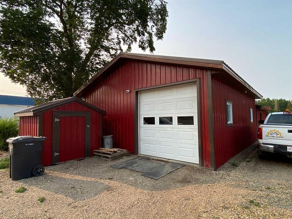 503 2 Avenue East, Brooks, AB