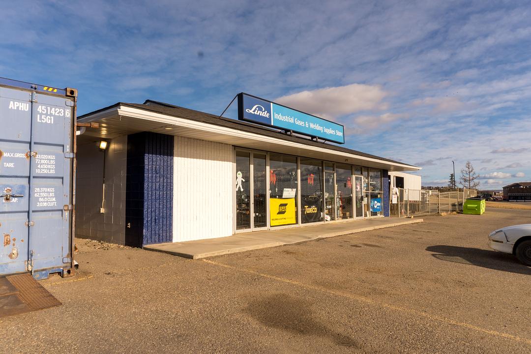 1520 Alaska Avenue, Dawson Creek, BC
