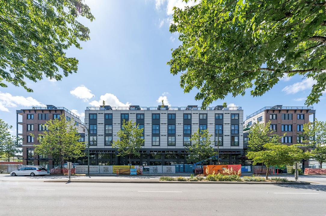 4 - 2375 East 11th Avenue, Vancouver, BC